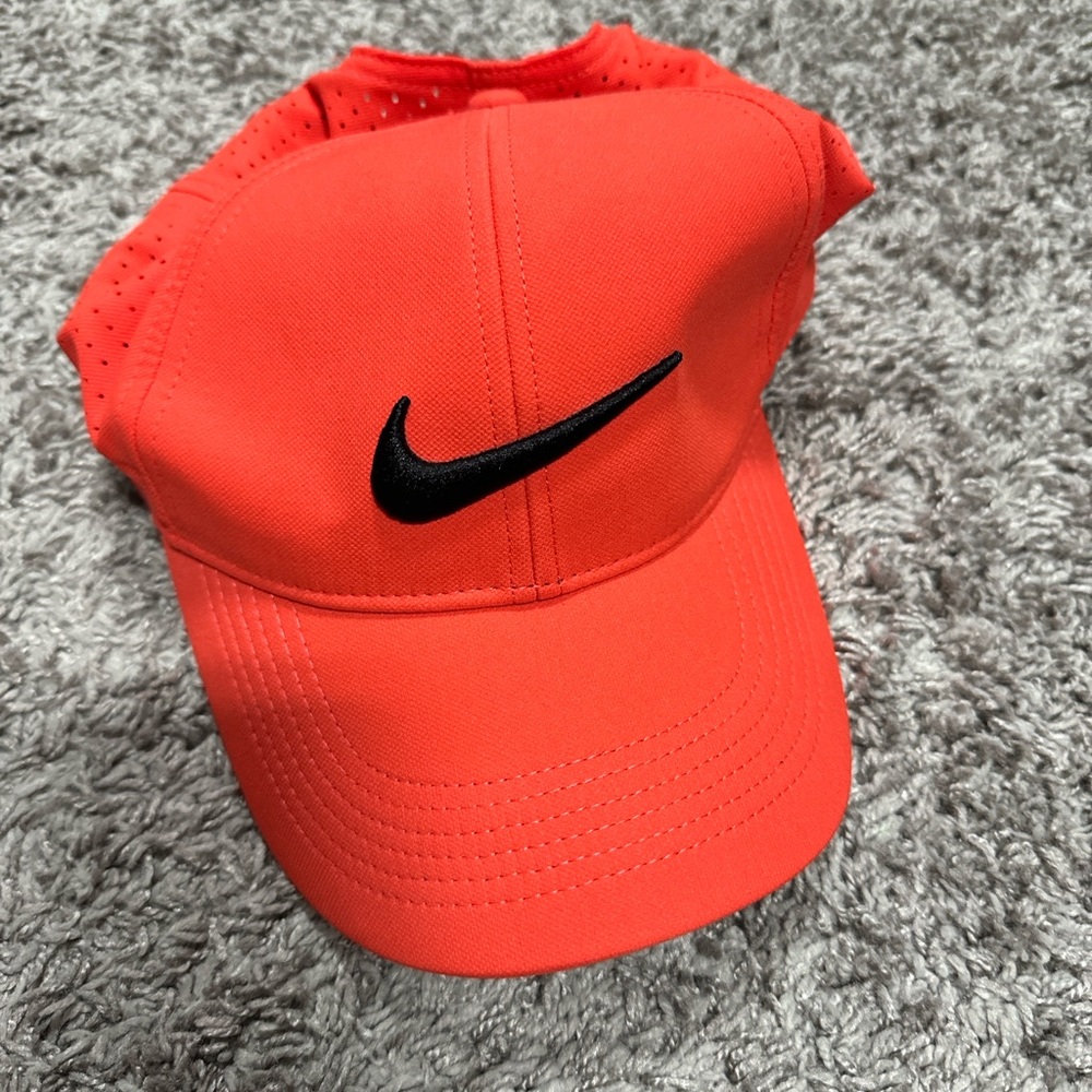 New Nike hat